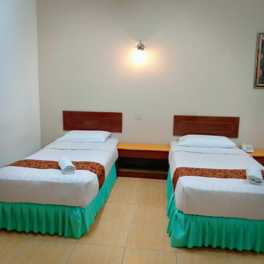 Hotel K T Mutiara Kuala Terengganu Exterior photo